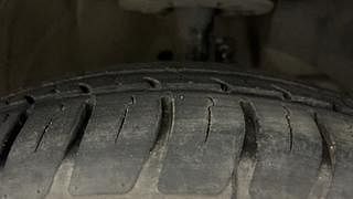 Used 2019 Maruti Suzuki Swift [2017-2021] VXI AMT Petrol Automatic tyres RIGHT FRONT TYRE TREAD VIEW