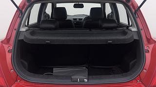 Used 2015 Maruti Suzuki Swift [2011-2017] LXi Petrol Manual interior DICKY INSIDE VIEW