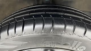 Used 2014 Maruti Suzuki Wagon R 1.0 [2010-2019] VXi Petrol + CNG (Outside Fitted) Petrol+cng Manual tyres RIGHT FRONT TYRE TREAD VIEW