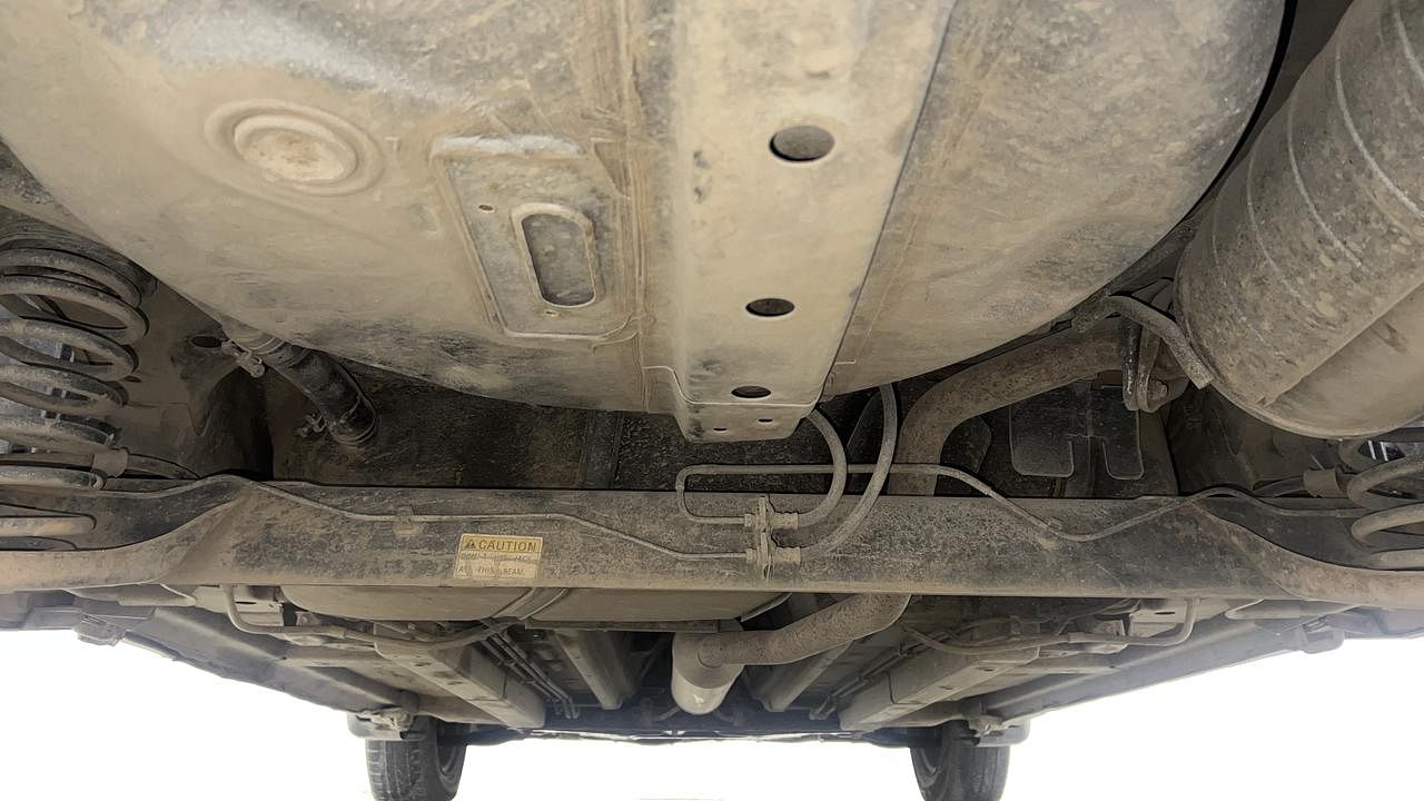 Used 2010 Maruti Suzuki Swift [2007-2011] VXi Petrol Manual extra REAR UNDERBODY VIEW (TAKEN FROM REAR)