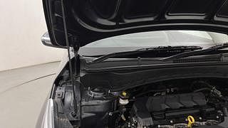 Used 2019 Kia Seltos HTX G Petrol Manual engine ENGINE RIGHT SIDE HINGE & APRON VIEW