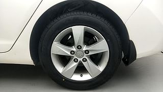 Used 2012 Hyundai Neo Fluidic Elantra [2012-2016] 1.8 SX MT VTVT Petrol Manual tyres LEFT REAR TYRE RIM VIEW