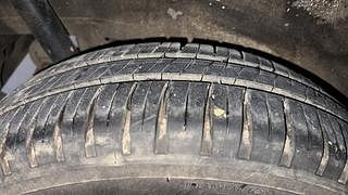 Used 2014 Maruti Suzuki Wagon R 1.0 [2010-2019] VXi Petrol Manual tyres RIGHT REAR TYRE TREAD VIEW