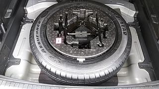 Used 2017 Hyundai Creta [2015-2018] 1.6 SX (O) Diesel Manual tyres SPARE TYRE VIEW