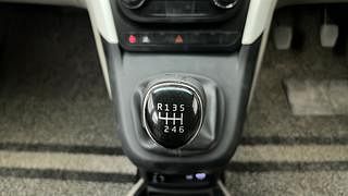 Used 2018 Mahindra Marazzo M6 Diesel Manual interior GEAR  KNOB VIEW