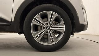 Used 2018 Hyundai Creta [2015-2018] 1.6 SX Plus Auto Petrol Petrol Automatic tyres RIGHT FRONT TYRE RIM VIEW