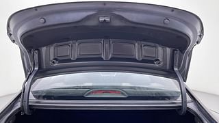 Used 2018 Hyundai Verna [2017-2020] 1.6 VTVT SX (O) Petrol Manual interior DICKY DOOR OPEN VIEW