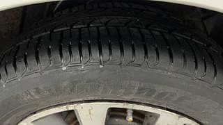 Used 2016 Hyundai Fluidic Verna 4S [2015-2018] 1.6 VTVT SX AT Petrol Automatic tyres LEFT REAR TYRE TREAD VIEW
