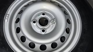 Used 2017 Maruti Suzuki Swift [2014-2017] LXI (O) Petrol Manual tyres SPARE TYRE VIEW