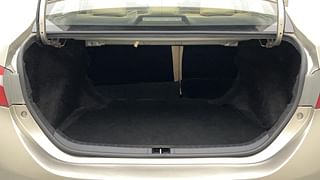 Used 2016 Toyota Corolla Altis [2014-2017] G Petrol Petrol Manual interior DICKY INSIDE VIEW