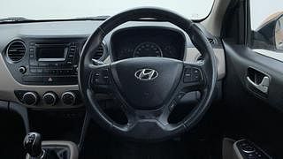 Used 2014 Hyundai Grand i10 [2013-2017] Asta 1.1 CRDi Diesel Manual top_features Steering mounted controls