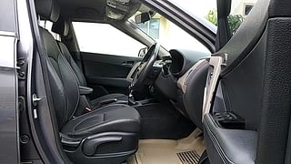 Used 2017 Hyundai Creta [2015-2018] 1.6 SX (O) Diesel Manual interior RIGHT SIDE FRONT DOOR CABIN VIEW