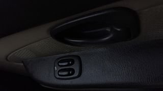 Used 2010 Hyundai Santro Xing [2007-2014] GLS Petrol Manual top_features Power windows