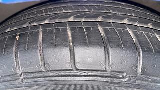 Used 2016 Hyundai Elantra [2016-2019] 1.6 SX AT Diesel Automatic tyres LEFT FRONT TYRE TREAD VIEW