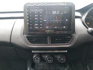 Used 2022 Renault Kiger RXE MT Petrol Manual interior MUSIC SYSTEM & AC CONTROL VIEW