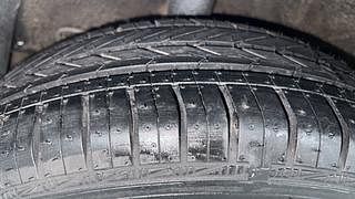 Used 2020 Hyundai New i20 Magna 1.2 MT Petrol Manual tyres RIGHT REAR TYRE TREAD VIEW