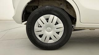 Used 2022 Maruti Suzuki Alto 800 Lxi (O) Petrol Manual tyres RIGHT REAR TYRE RIM VIEW