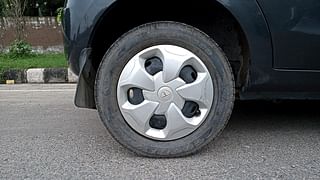 Used 2016 Tata Bolt [2014-2019] XM Petrol Petrol Manual tyres RIGHT REAR TYRE RIM VIEW