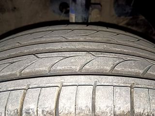 Used 2017 Maruti Suzuki Baleno [2015-2019] Delta Petrol Petrol Manual tyres RIGHT FRONT TYRE TREAD VIEW