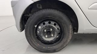 Used 2011 Hyundai i10 [2010-2016] Era Petrol Petrol Manual tyres RIGHT REAR TYRE RIM VIEW