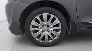 Used 2017 Maruti Suzuki Baleno [2015-2019] Zeta AT Petrol Petrol Automatic tyres LEFT FRONT TYRE RIM VIEW