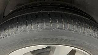 Used 2015 Hyundai Elite i20 [2014-2018] Sportz 1.2 (O) Petrol Manual tyres RIGHT REAR TYRE TREAD VIEW