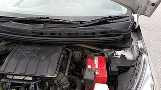 Used 2015 Hyundai Xcent [2014-2017] S (O) Petrol Petrol Manual engine ENGINE LEFT SIDE HINGE & APRON VIEW