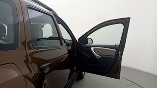 Used 2014 Renault Duster [2012-2015] 85 PS RxL (Opt) Diesel Manual interior RIGHT FRONT DOOR OPEN VIEW
