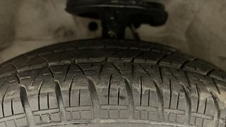 Used 2015 Maruti Suzuki Ritz [2012-2017] Vdi Diesel Manual tyres LEFT FRONT TYRE TREAD VIEW