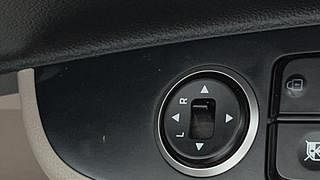 Used 2018 Hyundai Grand i10 [2017-2020] Magna 1.2 Kappa VTVT Petrol Manual top_features Adjustable ORVM
