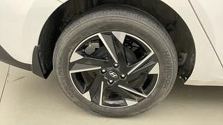 Used 2020 Hyundai Verna SX Opt Petrol Petrol Manual tyres RIGHT REAR TYRE RIM VIEW