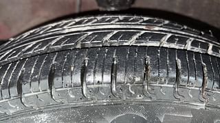 Used 2011 Hyundai i10 [2010-2016] Sportz 1.2 Petrol Petrol Manual tyres LEFT FRONT TYRE TREAD VIEW