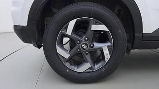 Used 2021 Hyundai Venue [2019-2022] SX 1.0  Turbo iMT Petrol Manual tyres RIGHT REAR TYRE RIM VIEW