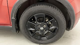 Used 2017 Maruti Suzuki Ignis [2017-2020] Zeta AMT Petrol Petrol Automatic tyres RIGHT FRONT TYRE RIM VIEW