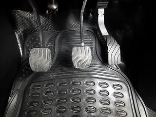 Used 2021 Nissan Magnite XL Petrol Manual interior PEDALS VIEW
