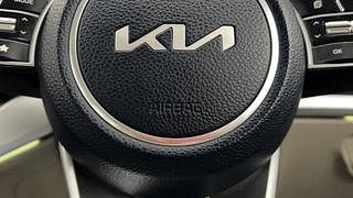 Used 2022 Kia Carens Luxury Plus 1.4 Petrol 7 STR Petrol Manual top_features Airbags