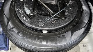 Used 2015 Hyundai Creta [2015-2018] 1.6 SX Plus Petrol Petrol Manual tyres SPARE TYRE VIEW