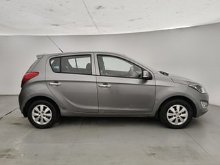 Used 2014 Hyundai i20 [2012-2014] Asta 1.4 CRDI Diesel Manual exterior RIGHT SIDE VIEW