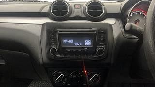 Used 2019 Maruti Suzuki Swift [2017-2021] VXI AMT Petrol Automatic interior MUSIC SYSTEM & AC CONTROL VIEW