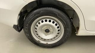 Used 2016 Honda Amaze [2013-2016] 1.2 E i-VTEC Petrol Manual tyres RIGHT REAR TYRE RIM VIEW