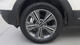 Used 2016 Hyundai Creta [2015-2018] 1.6 SX Plus Auto Petrol Petrol Automatic tyres RIGHT REAR TYRE RIM VIEW