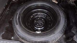 Used 2017 Maruti Suzuki Vitara Brezza [2016-2020] ZDi Plus Diesel Manual tyres SPARE TYRE VIEW