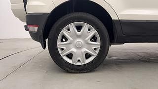 Used 2020 Ford EcoSport [2017-2021] Trend 1.5L Ti-VCT Petrol Manual tyres RIGHT REAR TYRE RIM VIEW