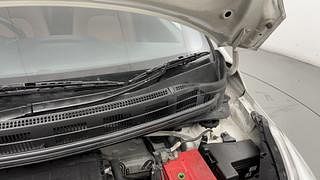 Used 2018 Hyundai Grand i10 [2017-2020] Magna 1.2 Kappa VTVT Petrol Manual engine ENGINE LEFT SIDE HINGE & APRON VIEW