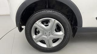 Used 2018 Tata Nexon [2017-2020] XZ Petrol Petrol Manual tyres RIGHT REAR TYRE RIM VIEW