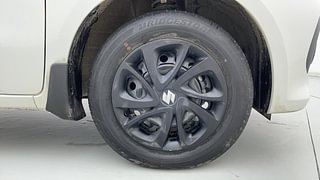 Used 2022 Maruti Suzuki Celerio ZXi Petrol Manual tyres RIGHT FRONT TYRE RIM VIEW