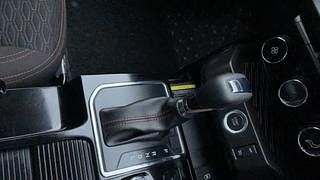 Used 2022 Renault Kiger RXZ Turbo CVT Dual Tone Petrol Automatic interior GEAR  KNOB VIEW