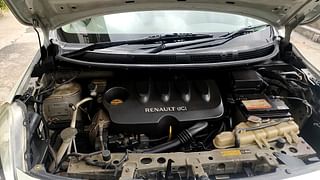 Used 2014 Renault Scala [2012-2018] RxL Diesel Diesel Manual engine ENGINE RIGHT SIDE HINGE & APRON VIEW