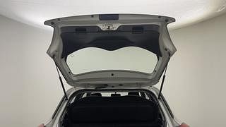 Used 2019 Maruti Suzuki Swift [2017-2021] VXI AMT Petrol Automatic interior DICKY DOOR OPEN VIEW