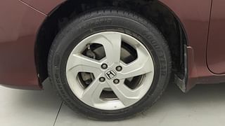 Used 2015 Honda City [2014-2017] VX CVT Petrol Automatic tyres LEFT FRONT TYRE RIM VIEW